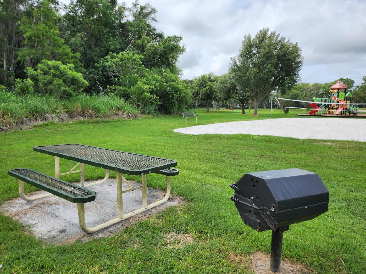 Fully Renovated, Quiet, Spacious Disney Themed Pool Home With Office Kissimmee Zewnętrze zdjęcie